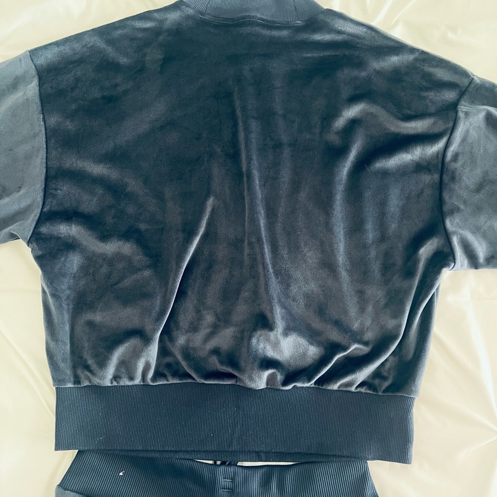 Adidas Dark Blue Velour Tracksuit - Picture 6 of 7